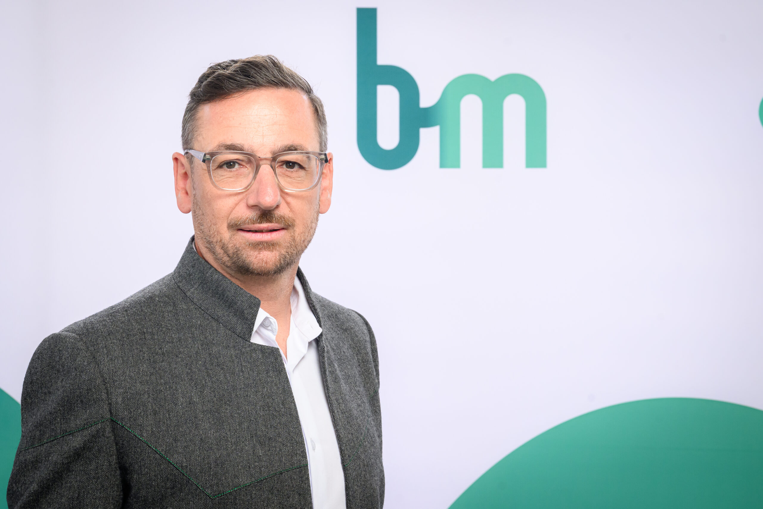 David Bader succède à Vincent Bonvin à la présidence du Bureau des Métiers